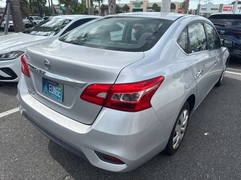 Used 2018 Nissan Sentra S FWD image 8