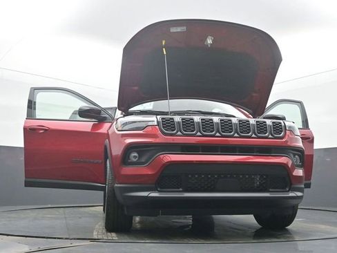 New 2026 Jeep Compass Latitude w/ Sun and Sound Group AWD/4WD image 58