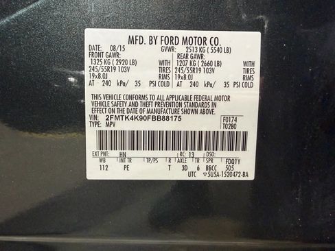 Used 2015 Ford Edge Titanium w/ Equipment Group 301A AWD/4WD image 21