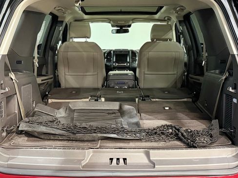 Used 2019 Ford Expedition Limited w/ Equipment Group 302A image 36
