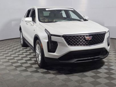 Used 2024 Cadillac XT4 Luxury w/ Cold Weather Package