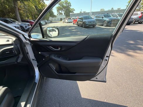 Used 2023 Subaru Outback Premium image 18