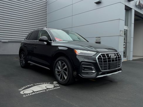 Used 2021 Audi Q5 Prestige w/ Prestige Package AWD/4WD image 7
