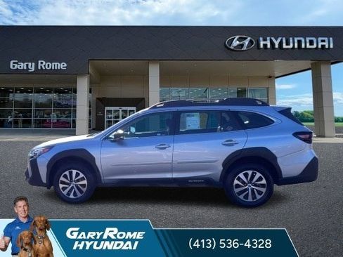 Used 2024 Subaru Outback AWD/4WD image 5
