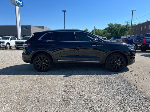 Used 2022 Lincoln Nautilus Reserve w/ Equipment Group 201A AWD/4WD image 9
