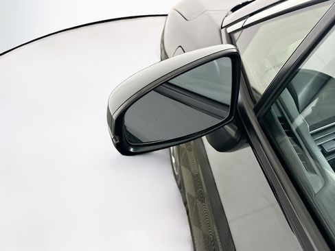 Used 2020 Honda Clarity Touring image 16