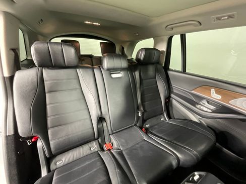 Used 2020 Mercedes-Benz GLS 450 4MATIC image 23