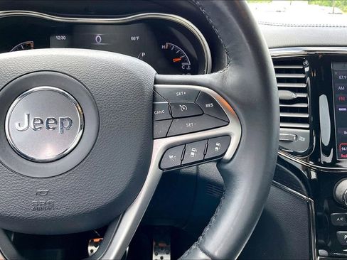 Used 2019 Jeep Grand Cherokee High Altitude RWD image 11