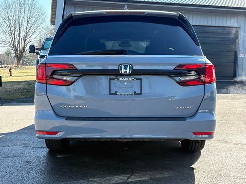 Used 2024 Honda Odyssey Sport image 5