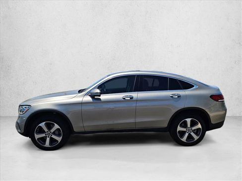 Used 2023 Mercedes-Benz GLC 300 4MATIC Coupe image 9