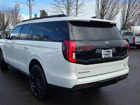 New 2026 Ford Expedition Max Platinum w/ Stealth Performance Package AWD/4WD image 4