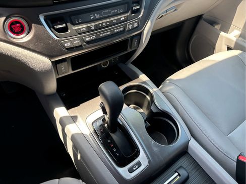 Used 2017 Honda Pilot EX-L image 14