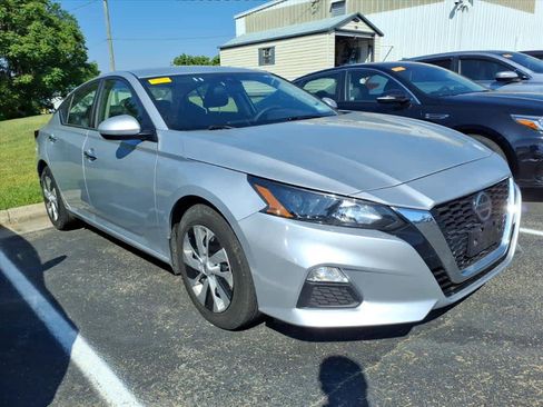 Used 2022 Nissan Altima 2.5 S FWD image 23