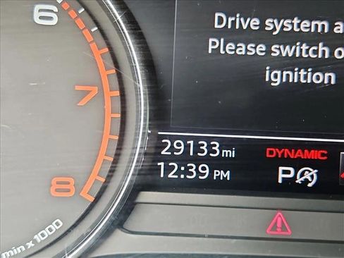 Used 2022 Audi A4 2.0T Premium w/ Convenience Package image 11