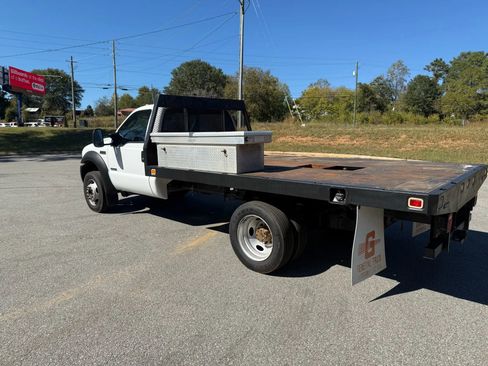 Used 2006 Ford F450 165  W.B. 2D image 5