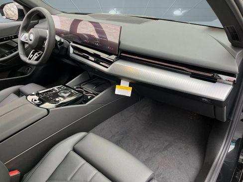 New 2026 BMW 530i w/ M Sport Package image 23