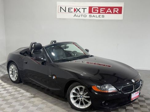 Used 2003 BMW Z4 2.5i RWD image 2