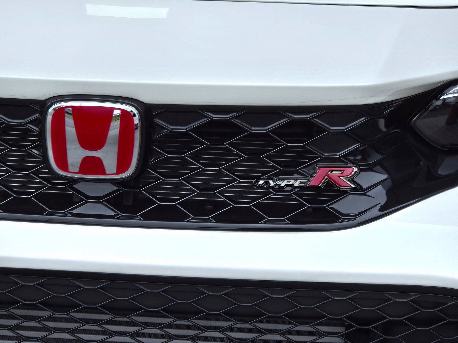 Used 2025 Honda Civic Type R image 4