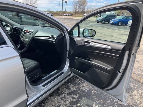 Used 2015 Ford Fusion Titanium FWD image 13