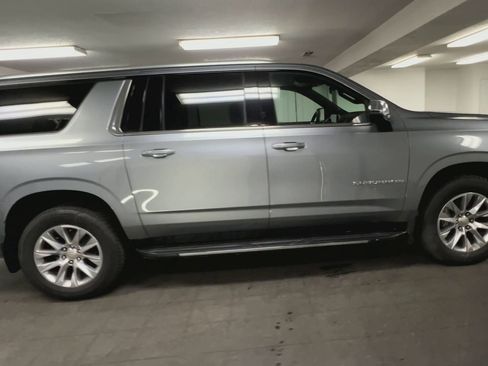 New 2025 Chevrolet Suburban Premier image 44