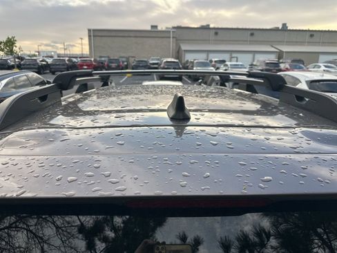 Used 2021 Subaru Ascent Limited w/ Technology Package image 8