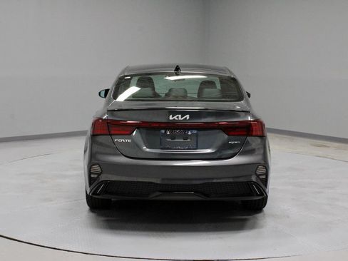 Used 2023 Kia Forte GT-Line w/ GT-Line Premium Package FWD image 10