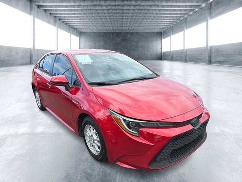 Used 2020 Toyota Corolla LE w/ Carpet Mat Package (TMS) FWD image 2