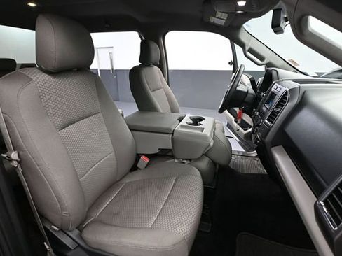 Used 2015 Ford F150 XLT AWD/4WD image 42