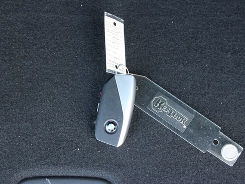 Used 2025 BMW X3 xDrive30i w/ Premium Package image 35