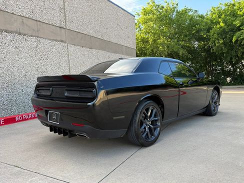 Used 2023 Dodge Challenger SXT w/ Blacktop Package RWD image 5