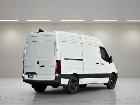 Used 2024 Mercedes-Benz Sprinter 144 Cargo image 4