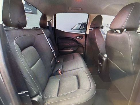 Used 2016 GMC Canyon SLE image 12