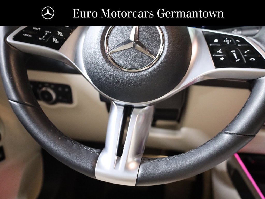 Used 2026 Mercedes-Benz GLB 250 4MATIC image 33