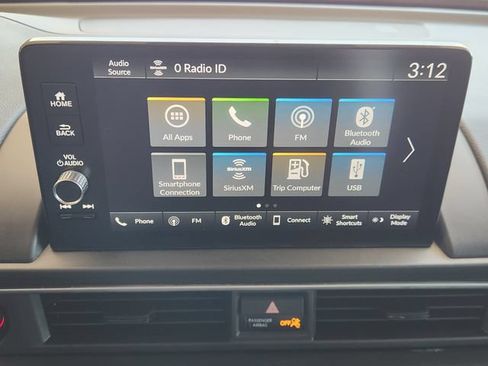 Used 2025 Honda Pilot EX-L image 5
