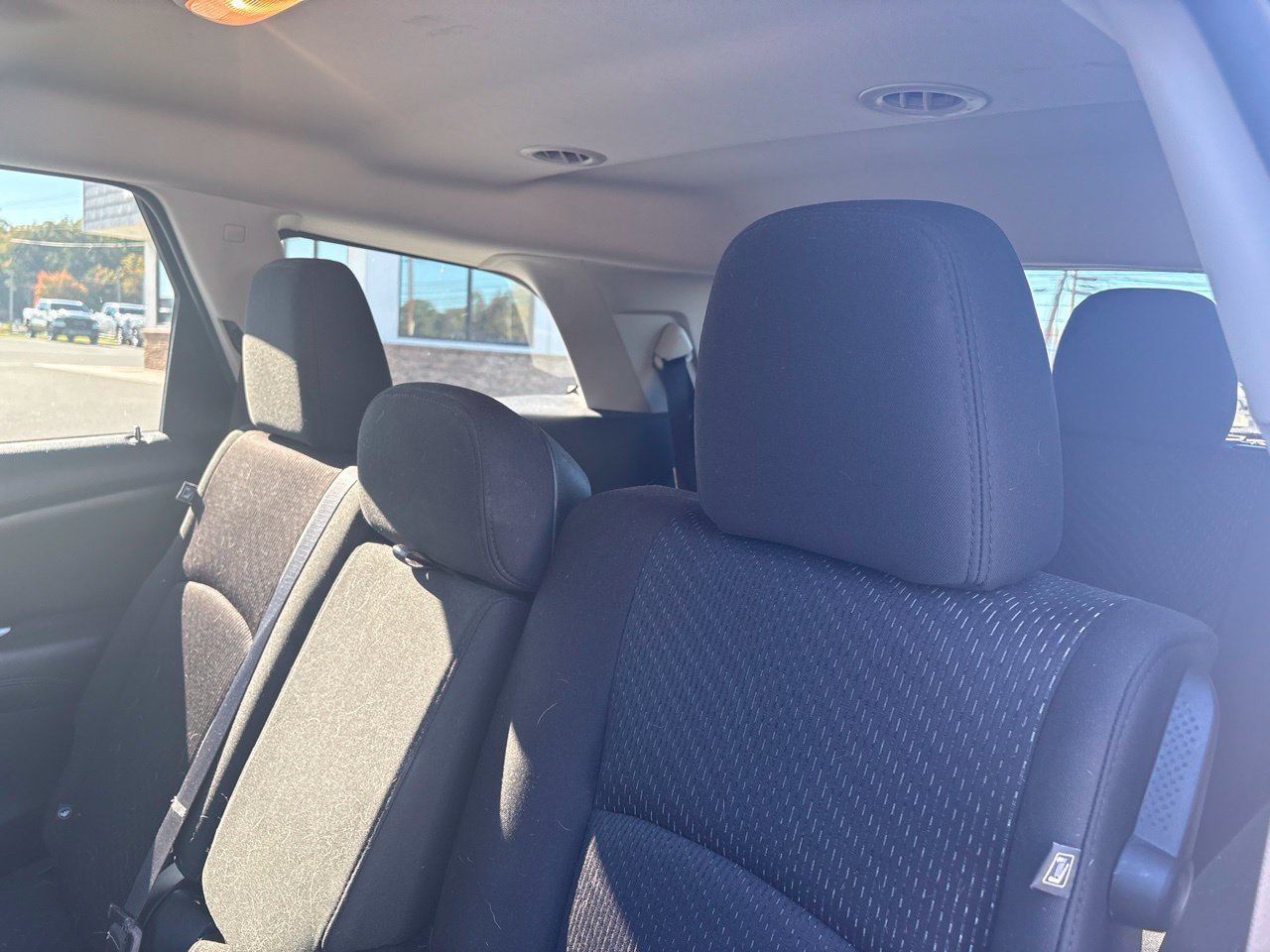 Used 2019 Dodge Journey SE w/ Blacktop Package FWD image 5