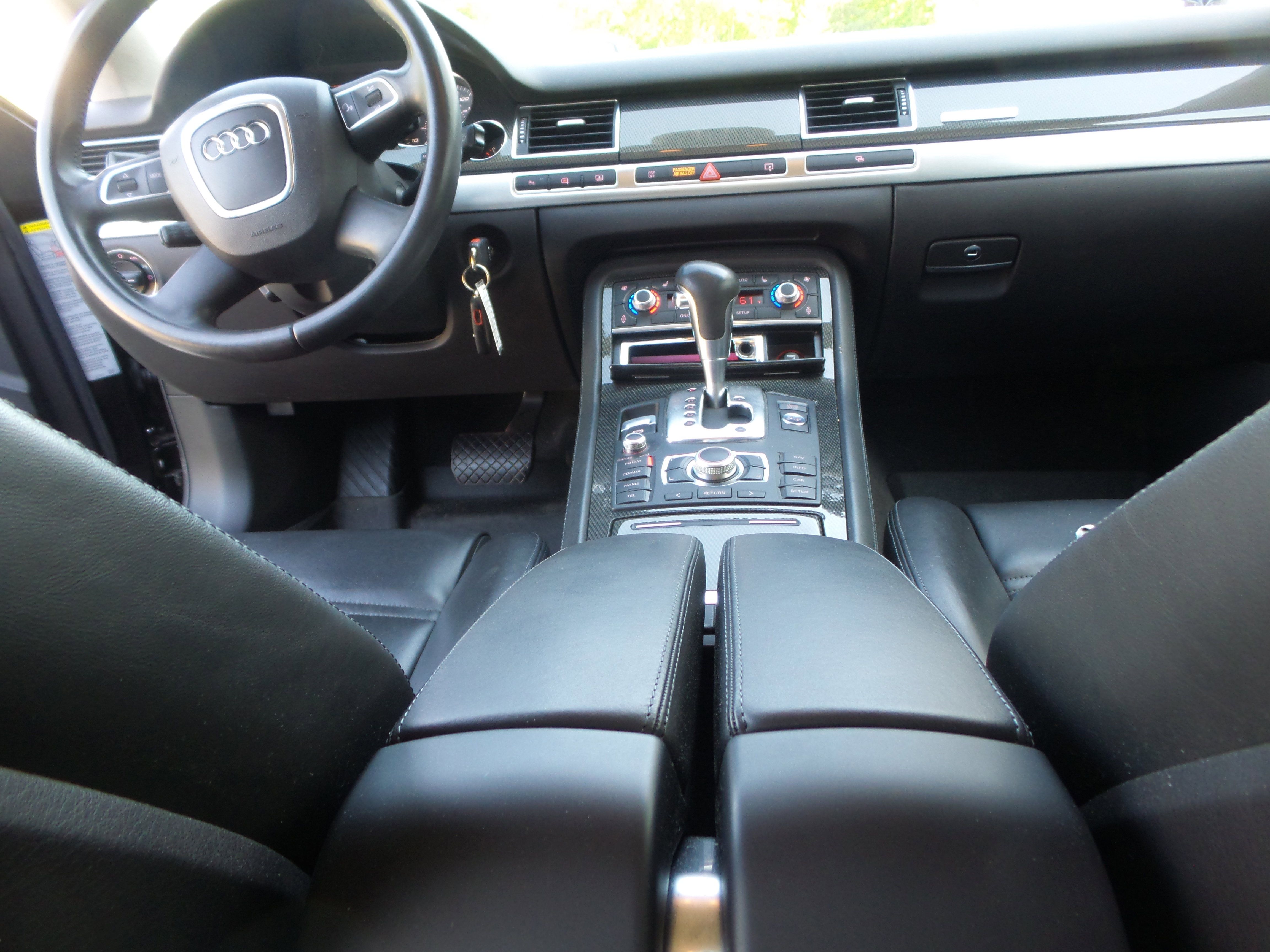 Used 2009 Audi S8 AWD/4WD image 49