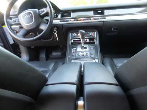 Used 2009 Audi S8 AWD/4WD image 49