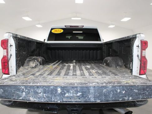 Used 2024 Chevrolet Silverado 2500 W/T w/ WT Convenience Package AWD/4WD image 11