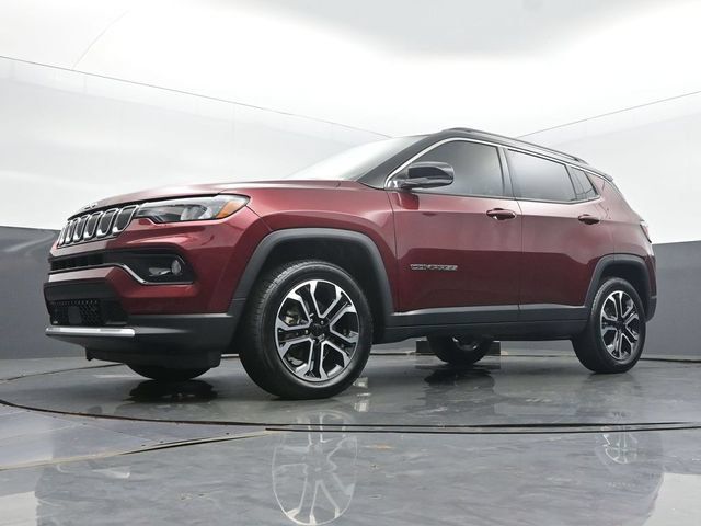 Used 2022 Jeep Compass Limited AWD/4WD image 54