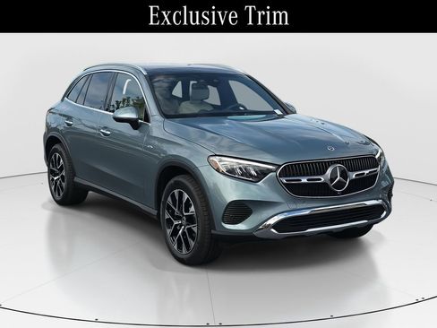 Certified 2025 Mercedes-Benz GLC 350e 4MATIC image 3