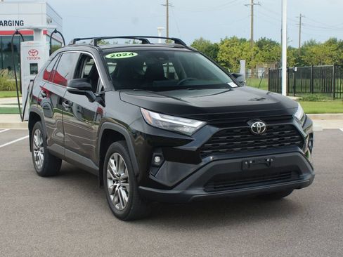 Used 2024 Toyota RAV4 XLE Premium FWD image 2