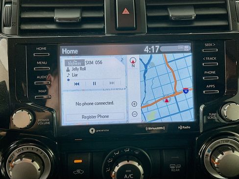 Used 2024 Toyota 4Runner TRD Off-Road Premium image 21