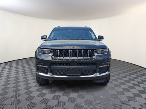 Used 2022 Jeep Grand Cherokee L Limited AWD/4WD image 2
