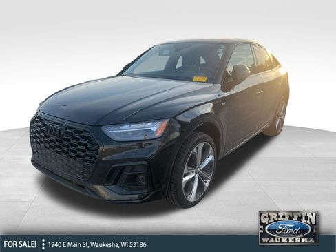 Used 2022 Audi Q5 2.0T Prestige w/ Prestige Package image 1