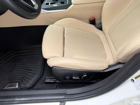 Used 2024 BMW 330i Sedan w/ Convenience Package RWD image 13