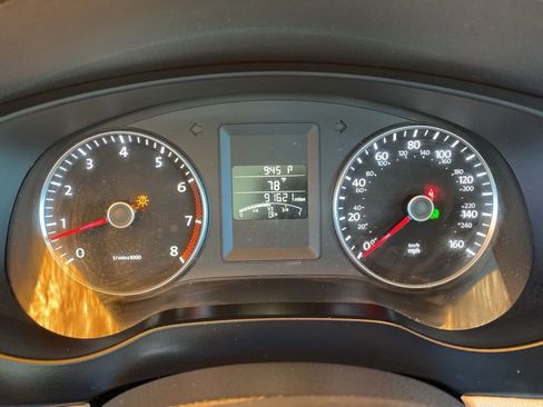 Used 2013 Volkswagen Jetta SE FWD image 10