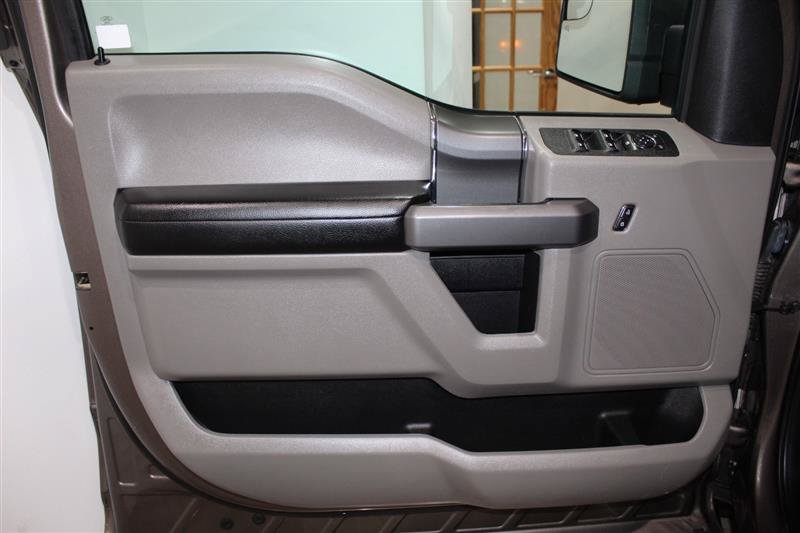 Used 2019 Ford F150 XLT w/ Equipment Group 302A Luxury AWD/4WD image 30