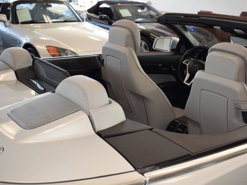 Used 2017 Mercedes-Benz E 400 Cabriolet image 35