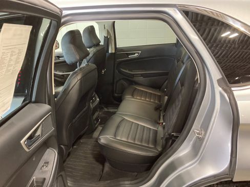 Used 2022 Ford Edge SEL w/ Convenience Package image 15