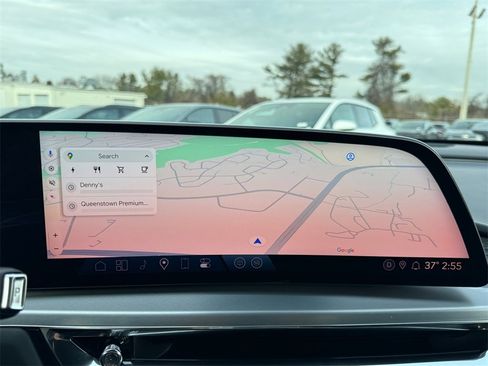 Used 2024 Cadillac Lyriq Luxury image 16